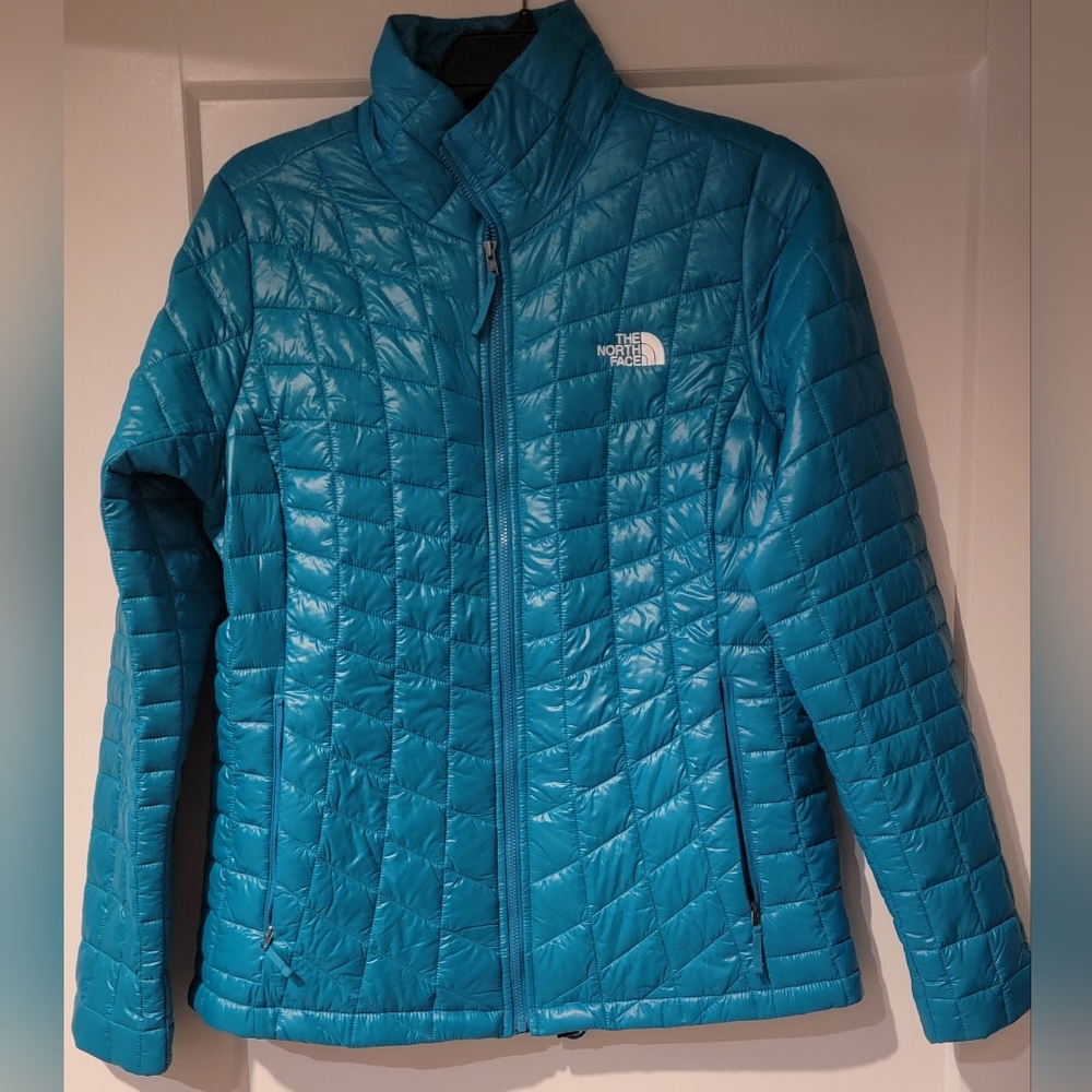 THE NORTH FACE Women’s ThermoBall Eco Insulated Jacket
